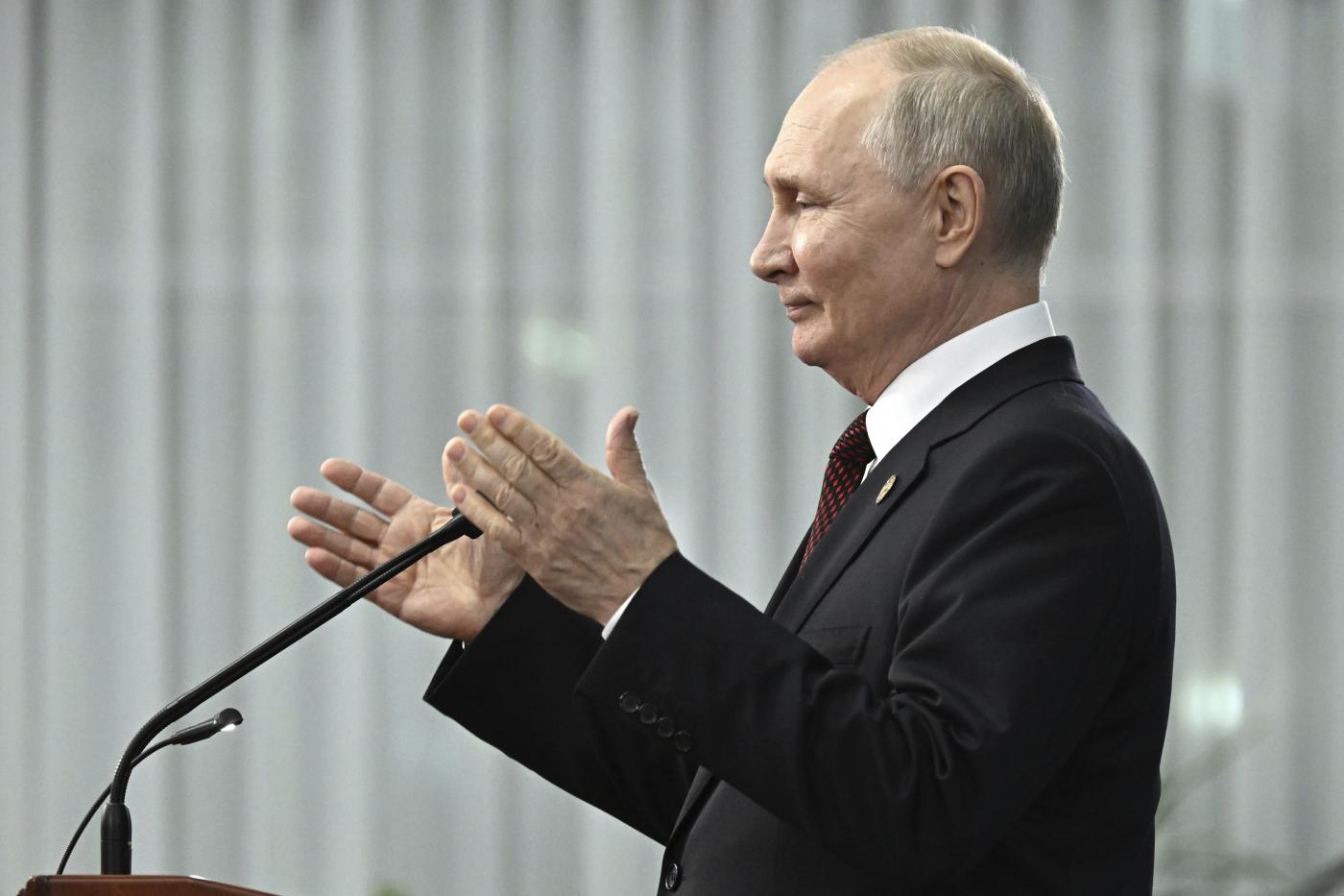 Ucraina-Russia, Putin: “Realistiche proposte di pace della Cina”