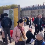 Francia: nuovo allarme bomba, evacuazione a Versailles