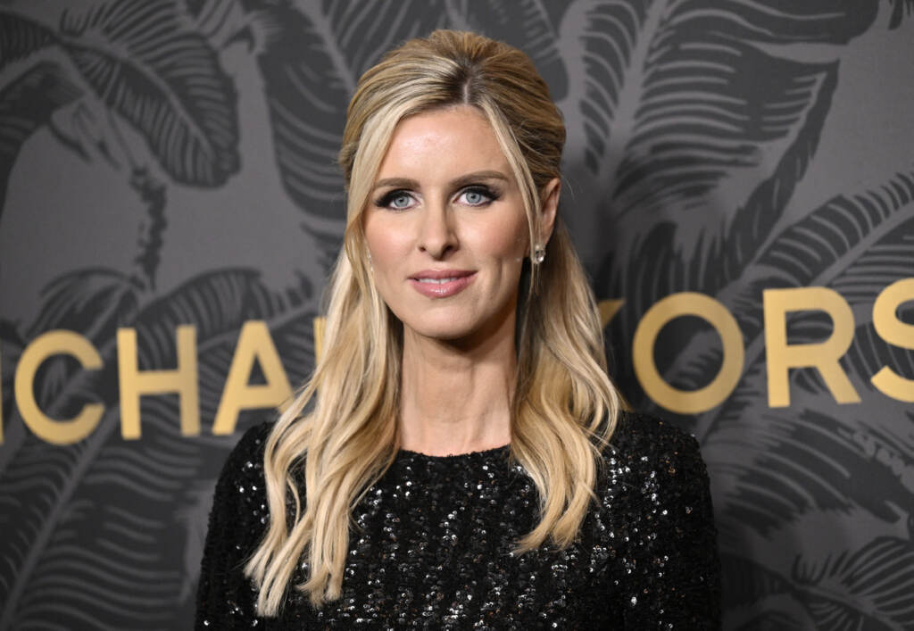 Galleria foto 'Scarlett Johansson più affascinante che mai ai Golden Heart Awards' - foto 9