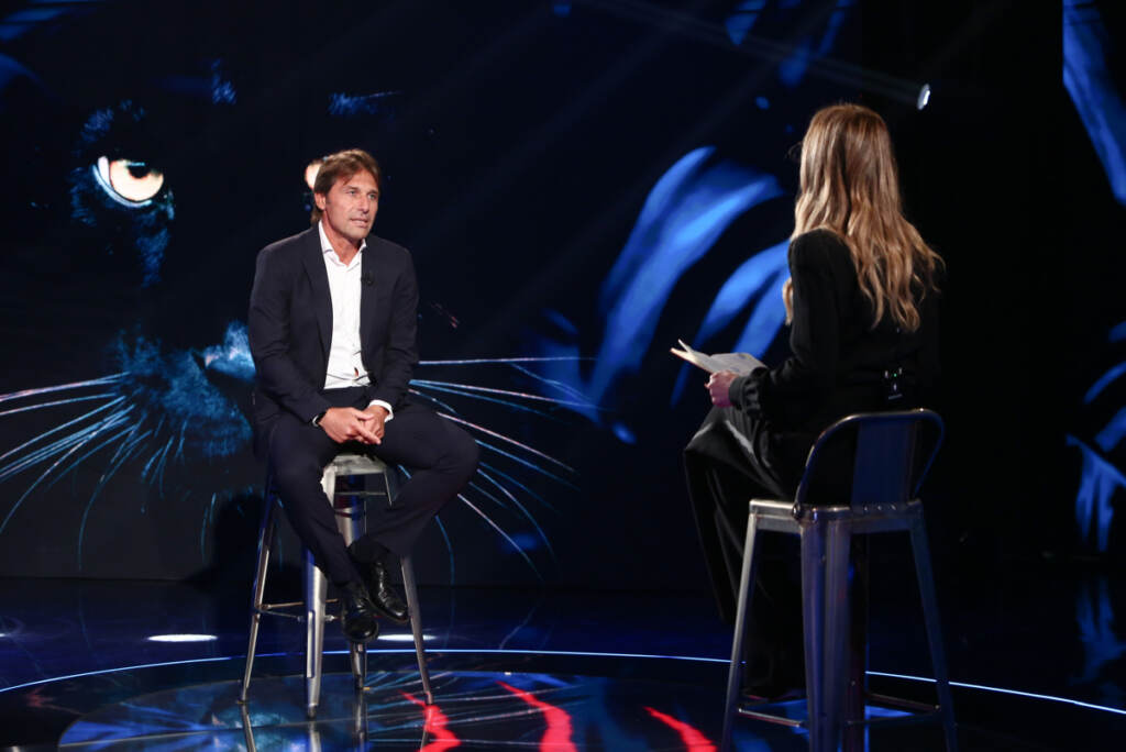 Galleria foto 'Antonio Conte ed Eva Riccobono a ‘Belve’, la fotogallery' - foto 3