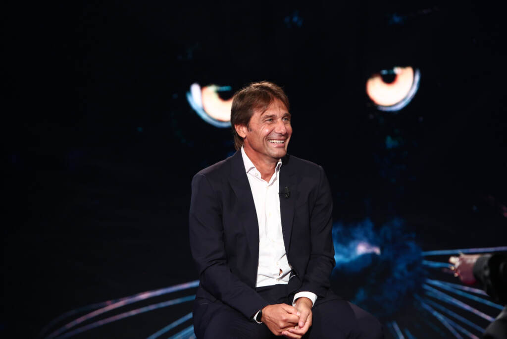 Galleria foto 'Antonio Conte ed Eva Riccobono a ‘Belve’, la fotogallery' - foto 6