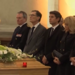 Francia, ad Arras i funerali dell’insegnante ucciso