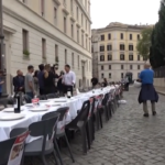 Roma, al Ghetto tavolata simbolica per ostaggi di Hamas
