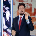 Crozza imita Giambruno: “Governo, amore… credimi, non è come sembra”