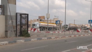Gaza, camion dell’Onu al valico di Rafah diretti in territorio palestinese
