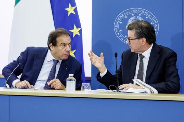 Conferenza stampa al termine del Consiglio dei ministri