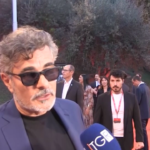 Genovese: “La mia serie prova a raccontare l’Italia di quel periodo nel modo migliore”