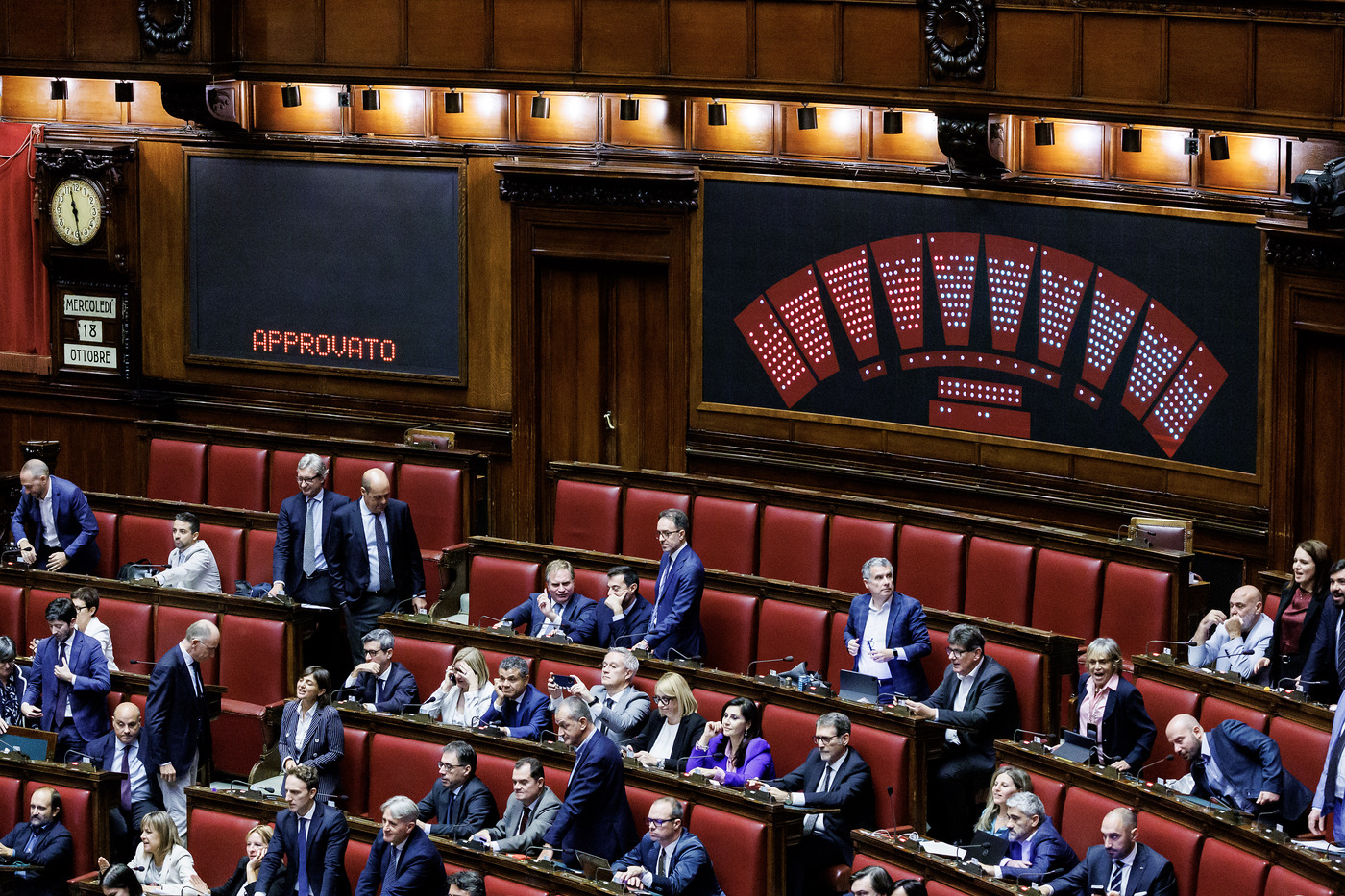 Salario minimo, dal 28 novembre pdl torna in aula Camera