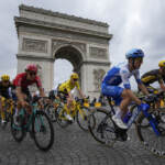 Ciclismo, da Firenze a Nizza con sterrato e Tourmalet: ecco il Tour de France 2024