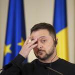 Ucraina, Zelensky: “Sventati cinque tentativi di assassinarmi”