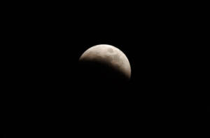 Eclissi parziale di Luna il 28 ottobre, sarà visibile dall’Italia