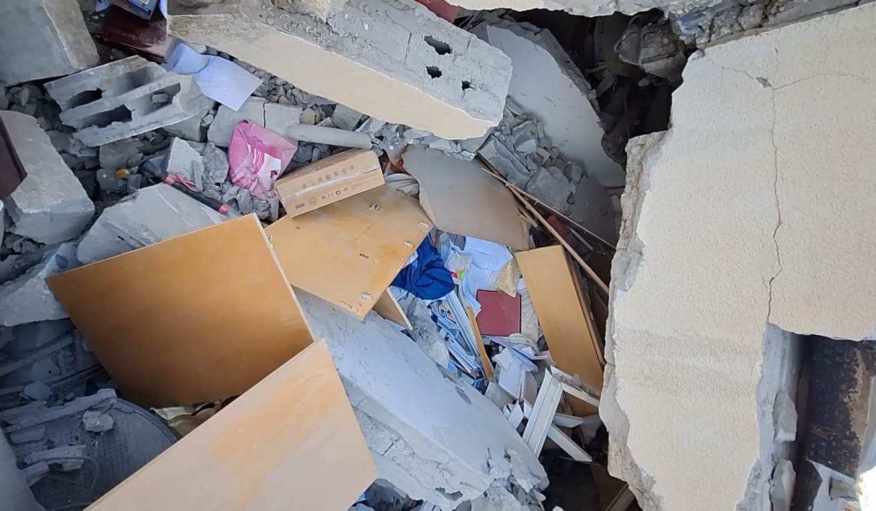 La testimonianza da Gaza: “E’ un inferno. Come in una foresta, chilometri per trovare acqua e cibo”