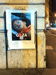 Medioriente, ‘stop strage bimbi a Gaza’: manifesti shock a Roma