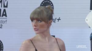 Musica, Taylor Swift entra nel club dei miliardari