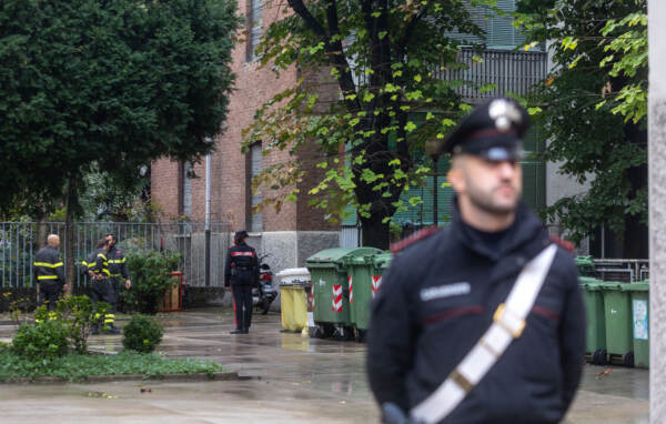 Rilievi dei Carabinieri presso l’abitazione di Marta di Nardo in Via Pietro Da Cortona
