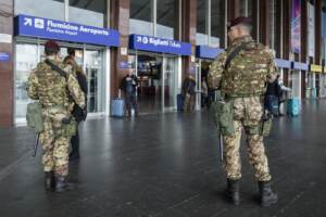 Sicurezza, in arrivo 400 militari nelle stazioni ferroviarie