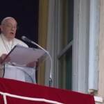 Papa prega per popolazioni nei conflitti: “La guerra è ancora troppo forte”