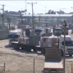 Gaza, convoglio di aiuti umanitari entra nella Striscia
