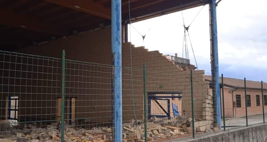 Maltempo, crolla palestra di una scuola in provincia di Campobasso