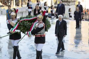 4 novembre, Mattarella: “Forze armate sorreggono vocazione Italia a vivere in pace”