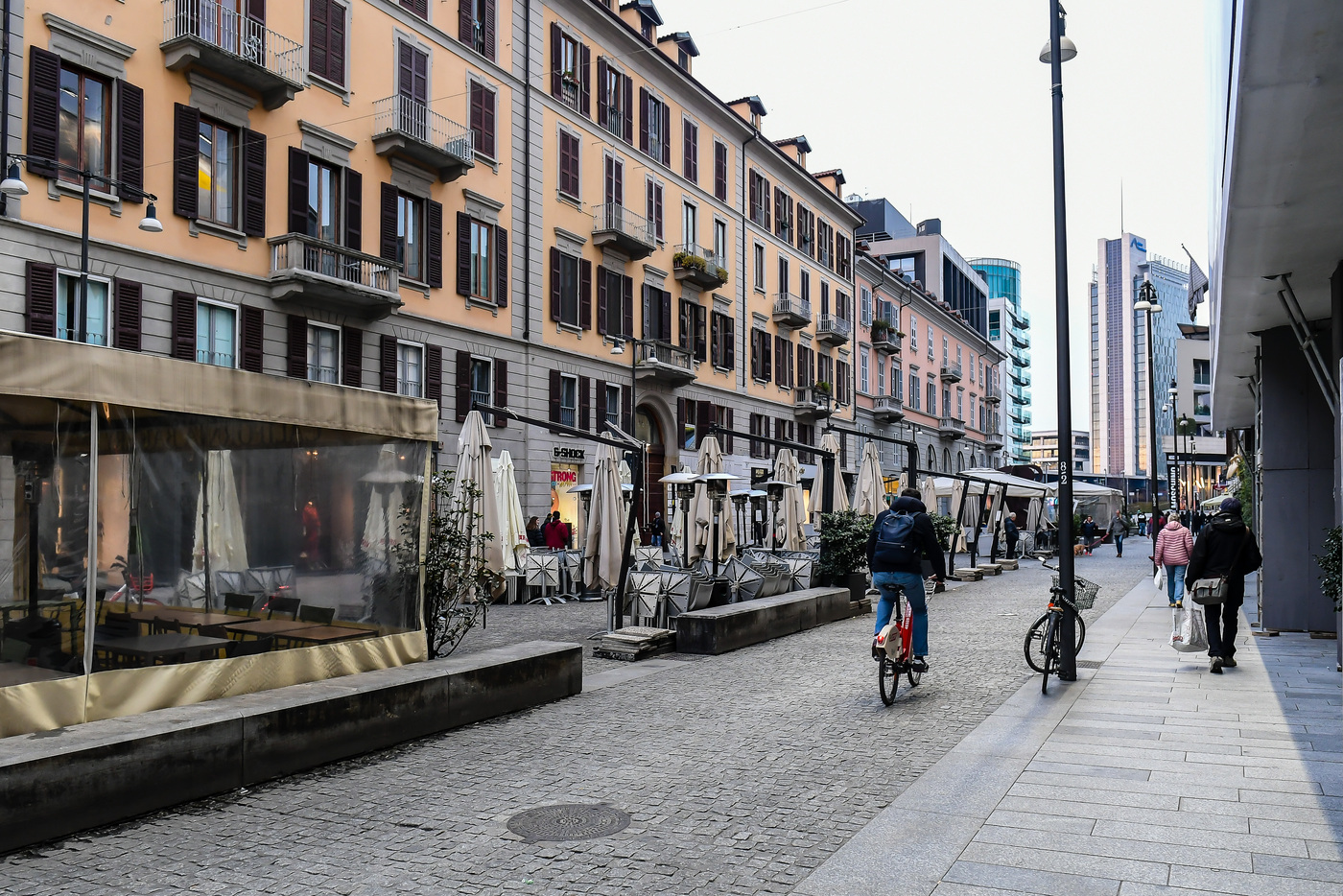 Milano, tentato omicidio in corso Como: arrestati tre minorenni