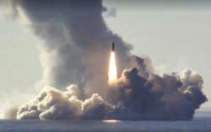 Russia, lanciato con successo missile balistico intercontinentale