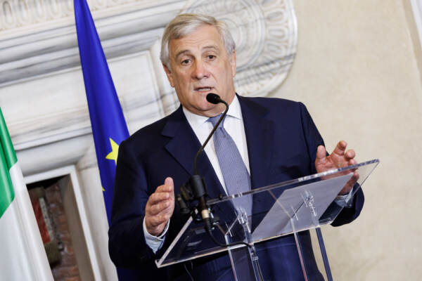 Villa Madama - Antonio Tajani incontra il ministro degli Esteri indiano Subrahmanyam Jaishankar