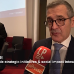 Povertà, Intesa Sanpaolo e Caritas rinnovano il progetto “Aiutare chi aiuta”