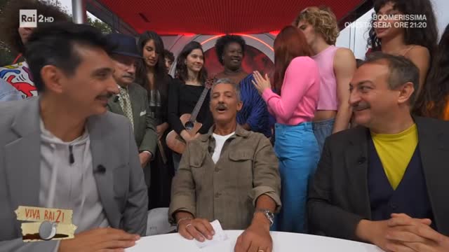 Sanremo, Fiorello: “Nel 2025 non lo presenterà uomo Rai”