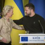Passi avanti per l’Ucraina nell’Ue: raggiunti 4 dei sette ‘step’. Von der Leyen: “Kiev più forte che mai”