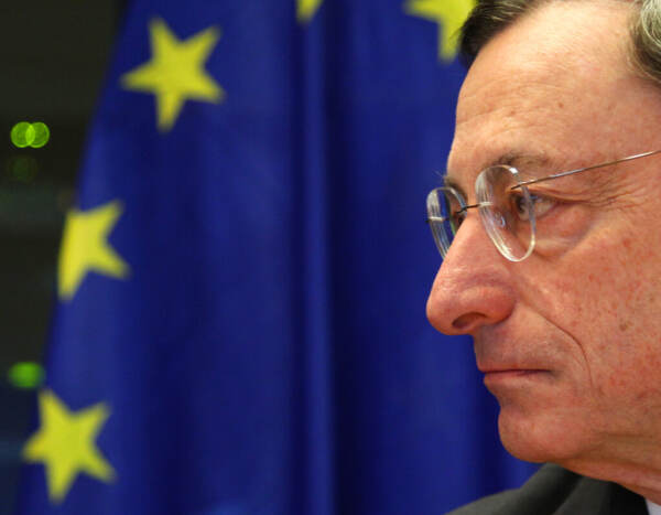 Draghi, il monito all’Ue: “Agisca insieme o non sopravviverà”