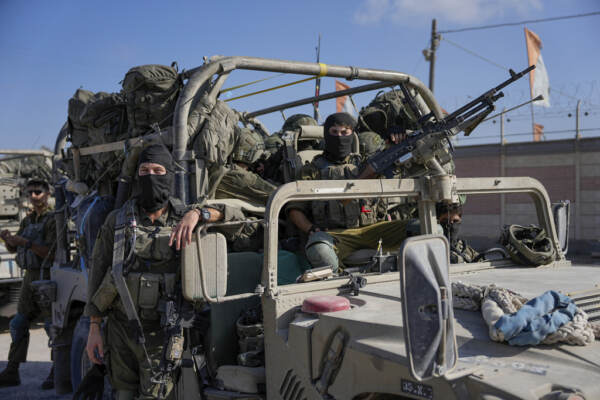 Israele, raid in Libano e a Gaza. Biden chiede stop combattimenti