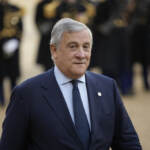 Gaza, Tajani a conferenza umanitaria a Parigi: “Due popoli e due Stati”