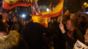 Spagna, settima sera di proteste contro Psoe: in piazza anche a Barcellona