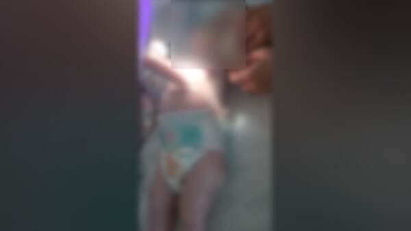 Indi Gregory, papà manda video della bimba a LaPresse. L’appello: “Pregate per noi”