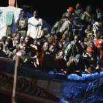 Migranti, sbarcati a Brindisi i 118 a bordo della Life Support