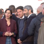Governo, Conte in piazza con il Pd: “Dialogo continua”