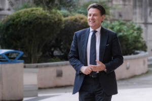 Giuseppe Conte all’Università Roma Tre, convegno su Ambiente, giovani, diritto allo studio e politiche