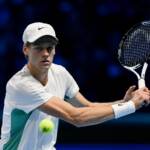 Atp Finals, buona la prima per Sinner: battuto Tsitsipas in due set