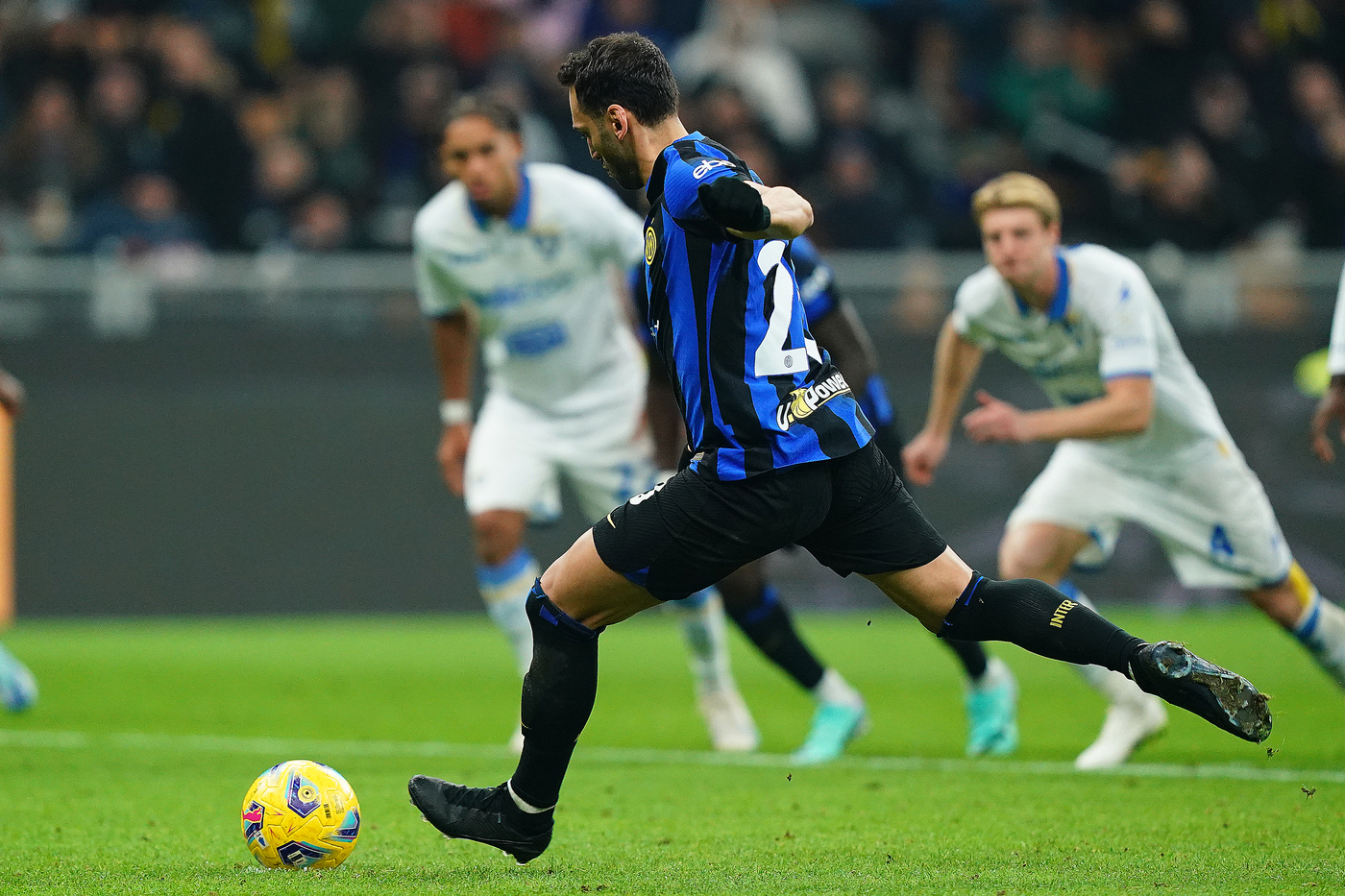 L’Inter torna in testa alla Serie A: 2-0 al Frosinone con magia di Dimarco L’Inter torna in testa alla Serie A: 2-0 al Frosinone con magia di Dimarco