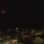 Gaza, esplosioni nella Striscia viste da Israele