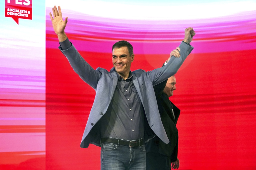 Spagna, Sanchez al Congresso per la fiducia il 15 e 16 novembre