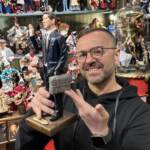 Napoli, sul presepe spunta la statuetta di Rudi Garcia con la valigia