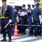 Tokyo, auto contro barriere vicino ambasciata Israele