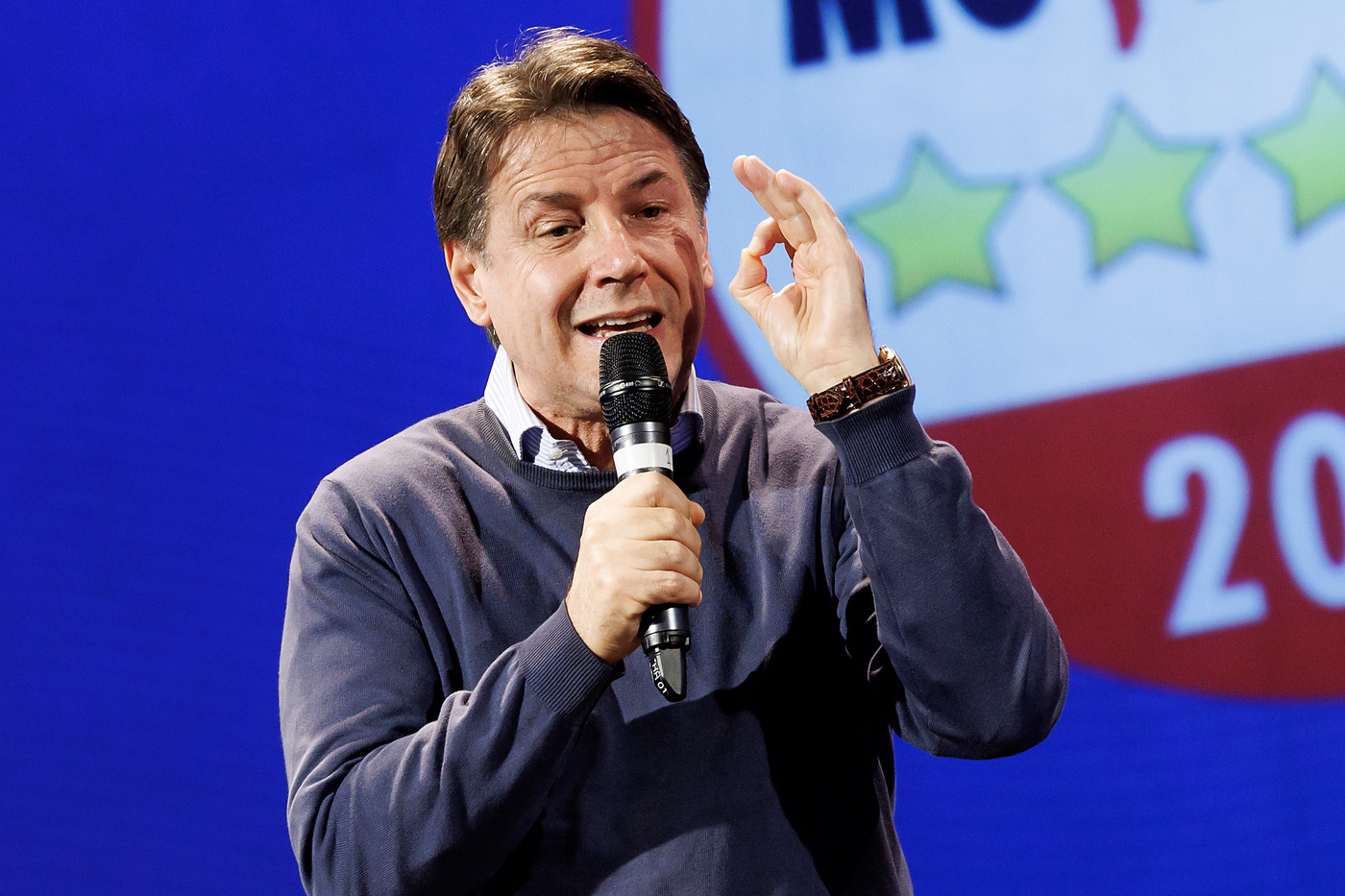 Salario minimo, Conte contro la proposta del governo: “Schiaffo a lavoratori”