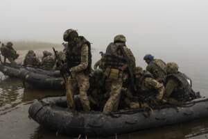 Ucraina, Kiev: “Successi truppe su riva sinistra del fiume Dnipro”
