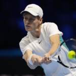 Atp Finals, Sinner batte anche Rune e fa un regalo a Djokovic