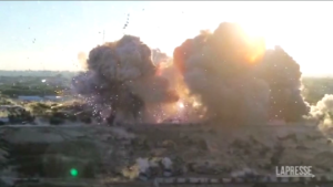 Gaza, fatto esplodere impianto di produzione d’armi: il video diffuso da Israele