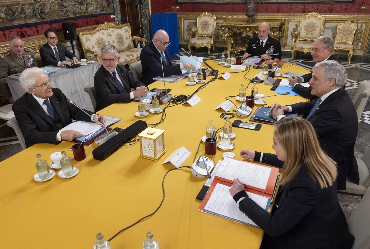 Meloni influenzata, Mattarella rinvia Consiglio supremo difesa