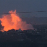 Gaza, fumo ed esplosioni all’alba nella Striscia